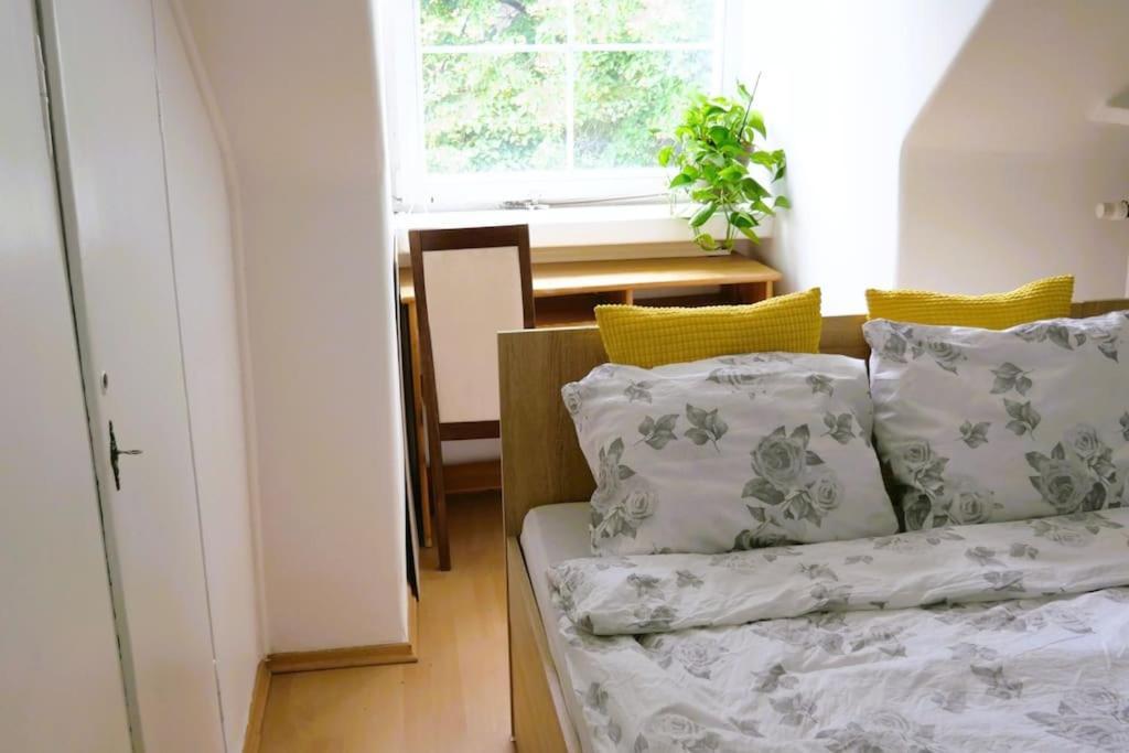 Apartament W Kamienicy Na Starym Miescie Варшава Экстерьер фото